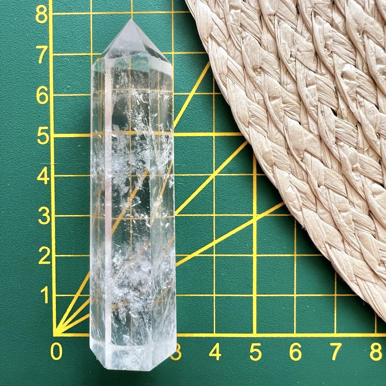 KRYSZTAŁ GÓRSKI OBELISK POLEROWANA WIEŻA 7-8CM 1SZT