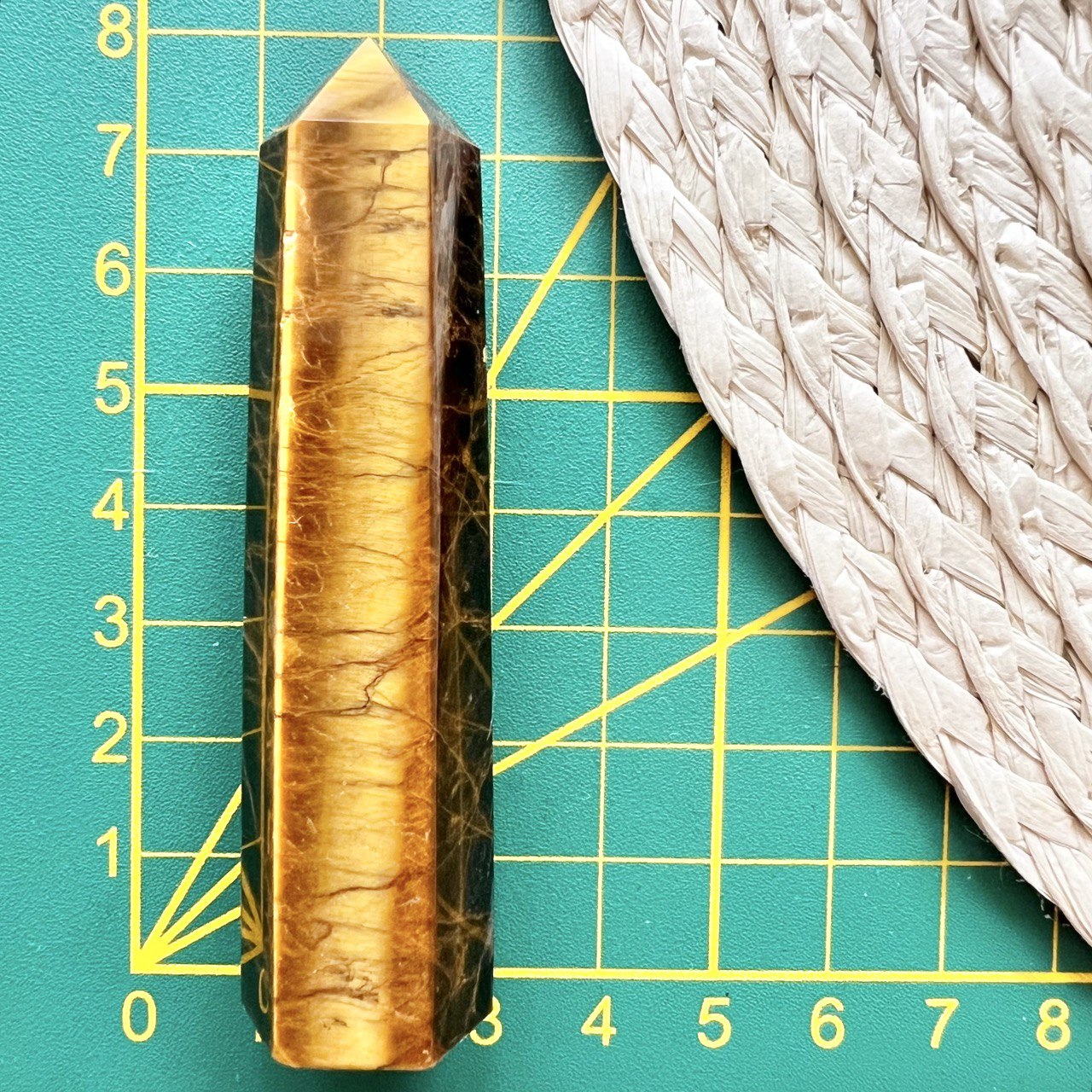 OKO TYGRYSA OBELISK 7-8CM 1 SZT